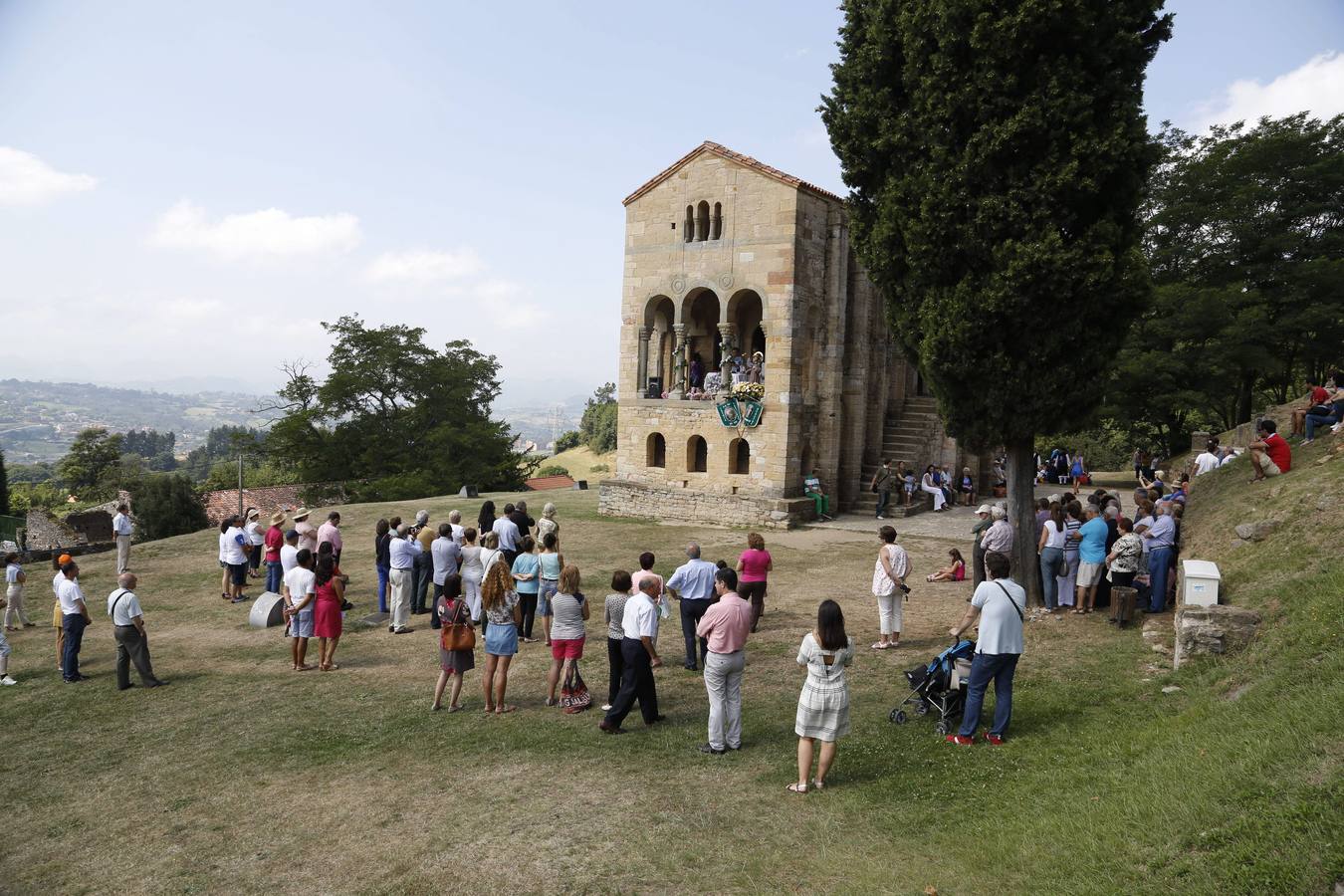 Santa María se rinde al Apóstol