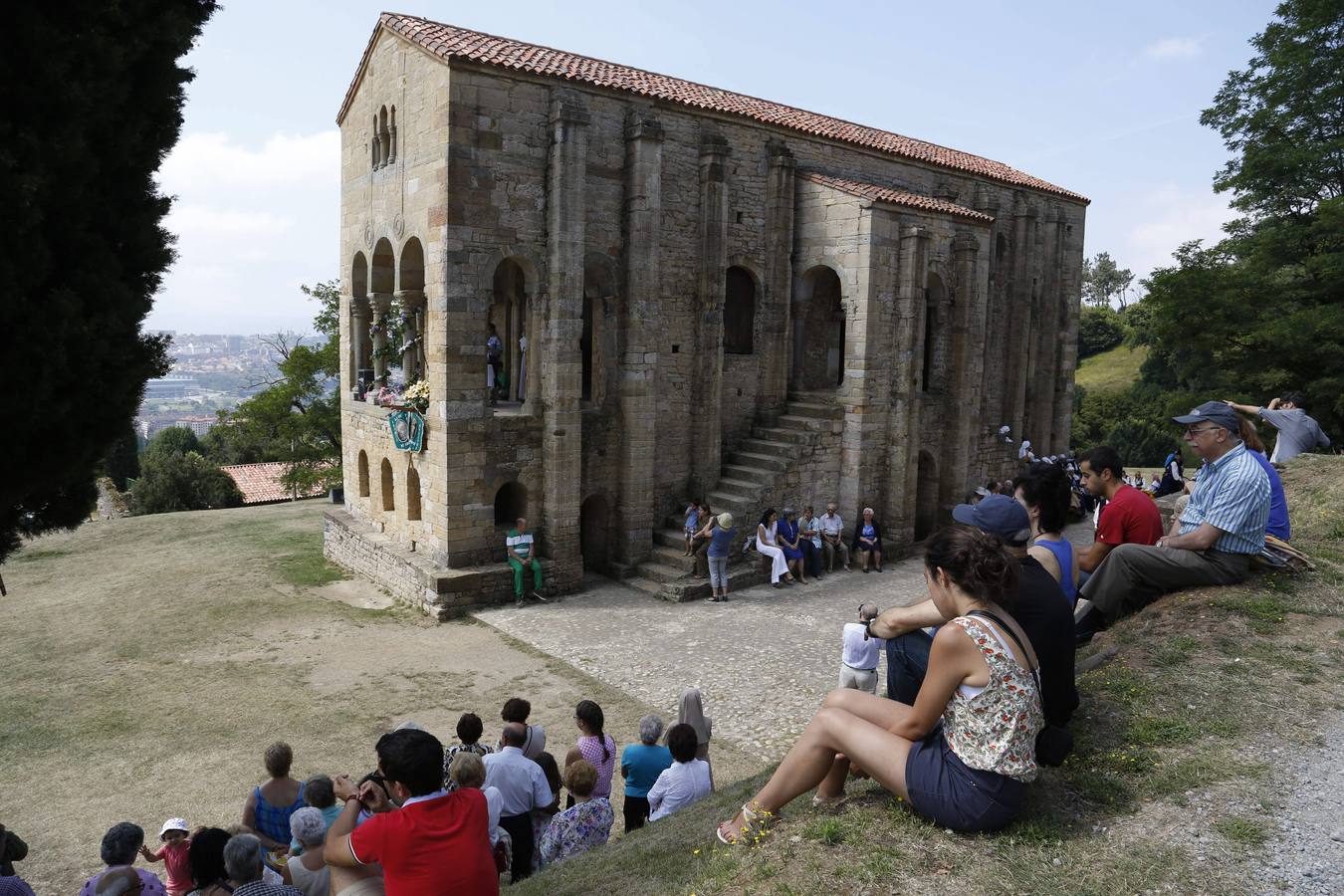 Santa María se rinde al Apóstol