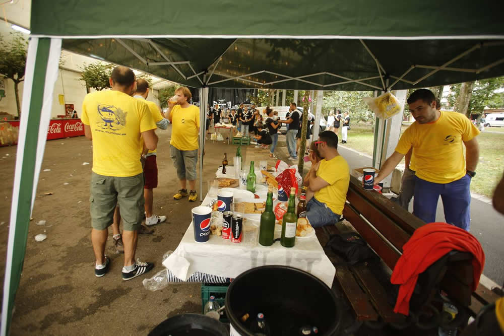 La jira de Santiago cierra las fiesta de Sama de Langreo