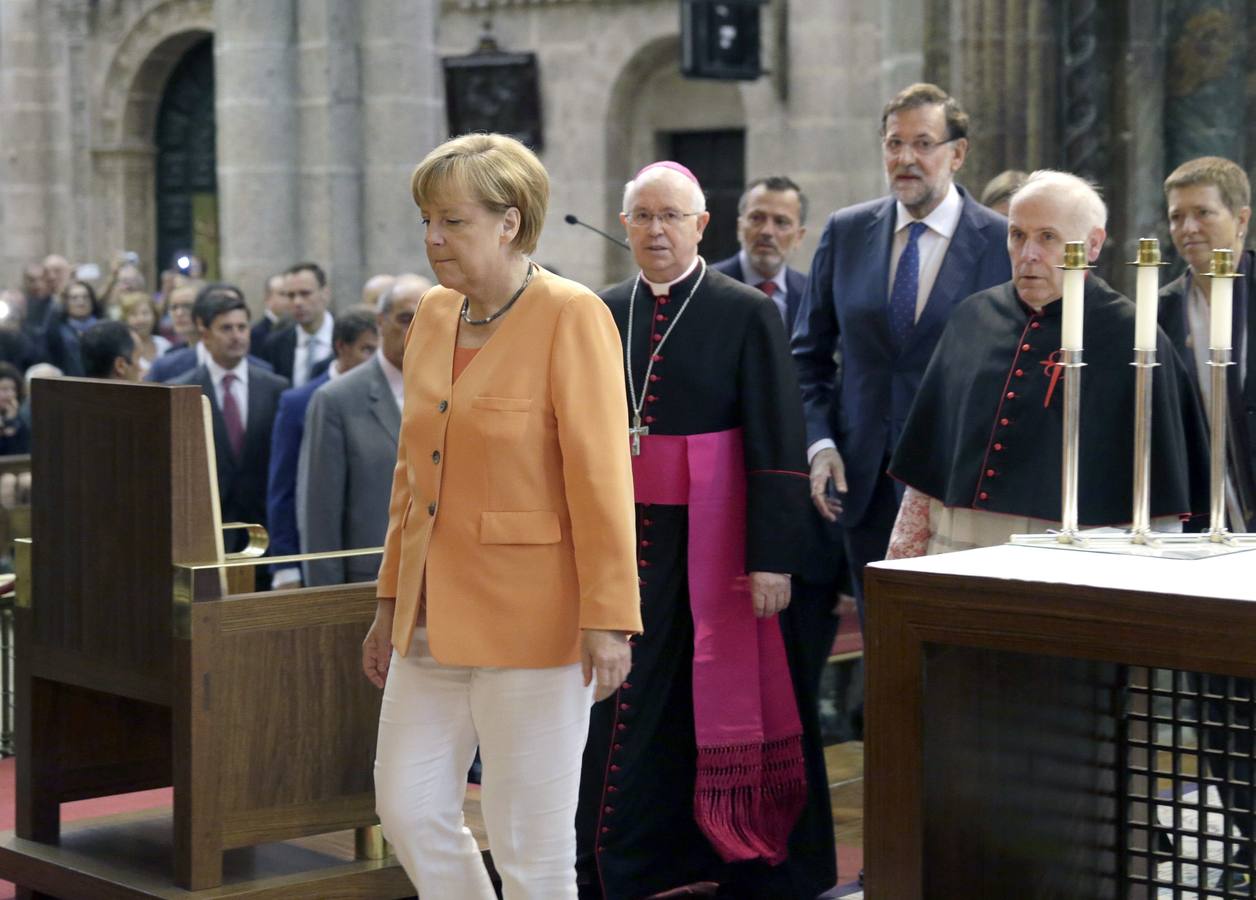 Merkel y Rajoy, dos peregrinos en Santiago