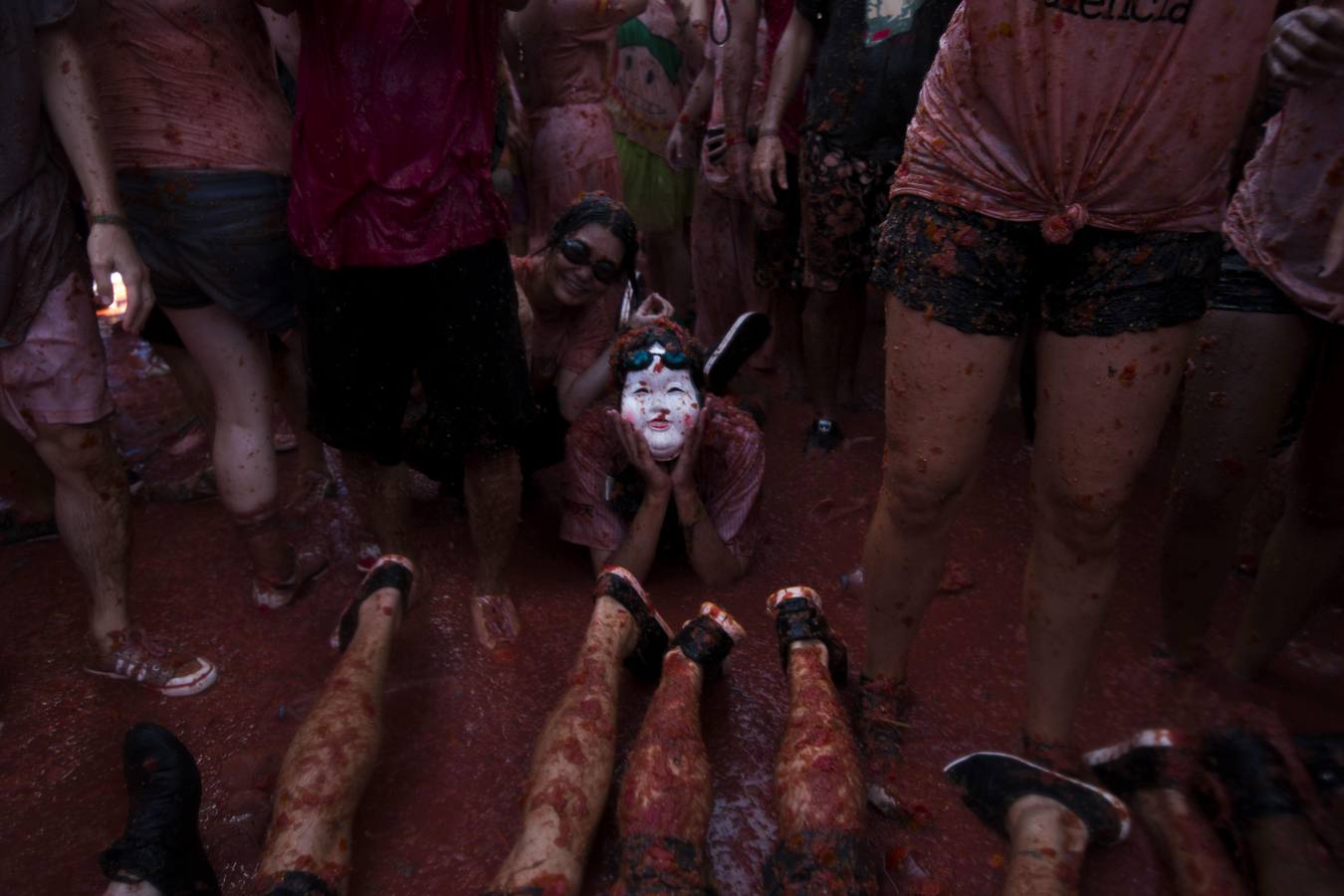 La Tomatina vuelve a teñir de rojo Buñol