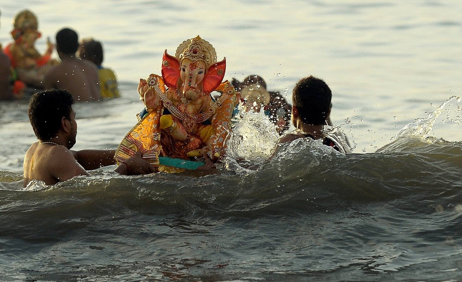 Honores para el dios Ganesha