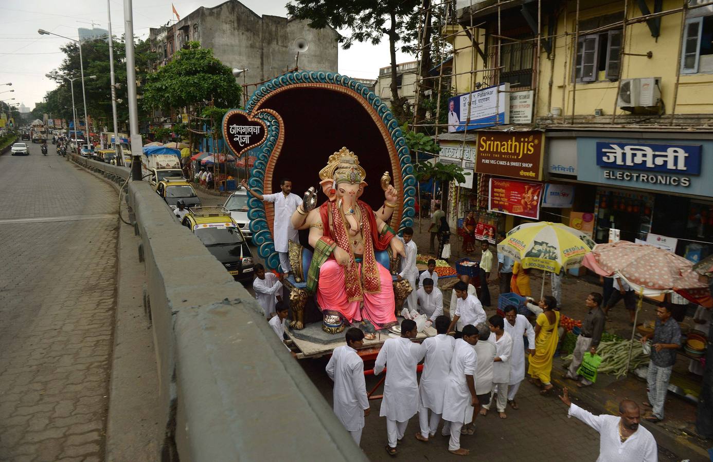 Honores para el dios Ganesha