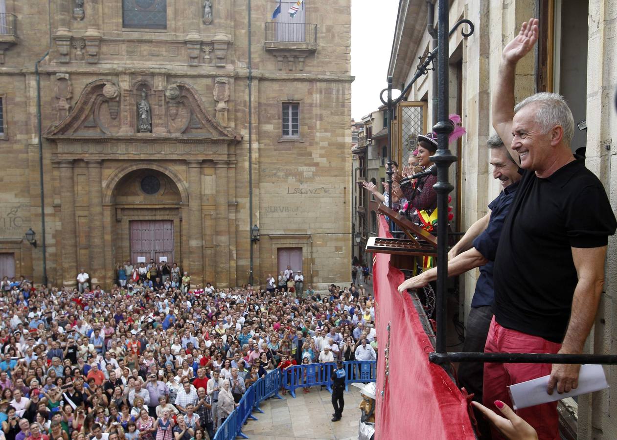 Víctor Manuel lee el pregón de las Fiestas de San Mateo