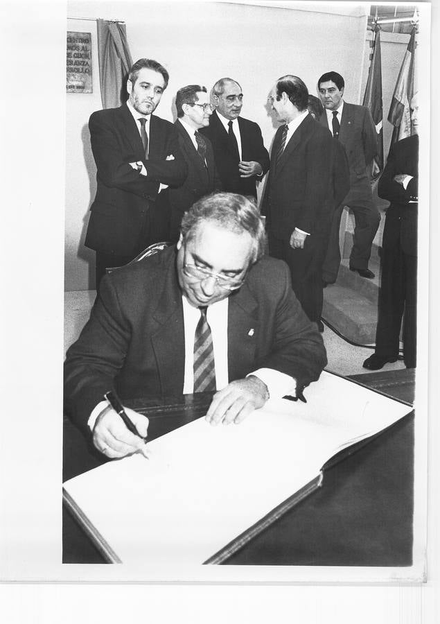 Fallece el asturiano Isidoro Álvarez, presidente de El Corte Inglés