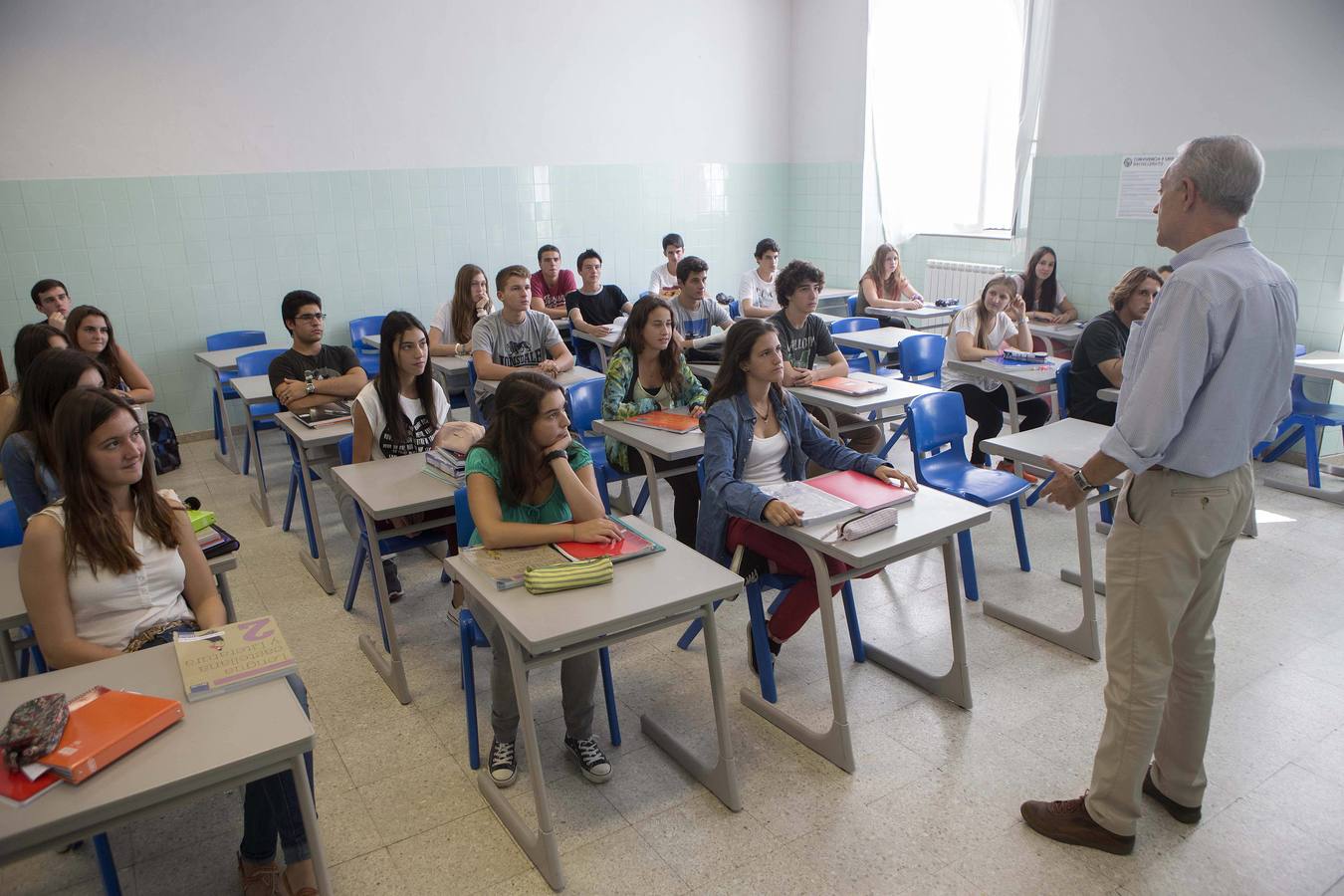 Primer día de clase para los estudiantes asturianos de Educación Secundaria