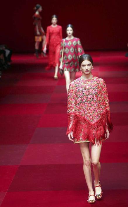 Vuelve a la pasarela la polémica de la delgadez extrema