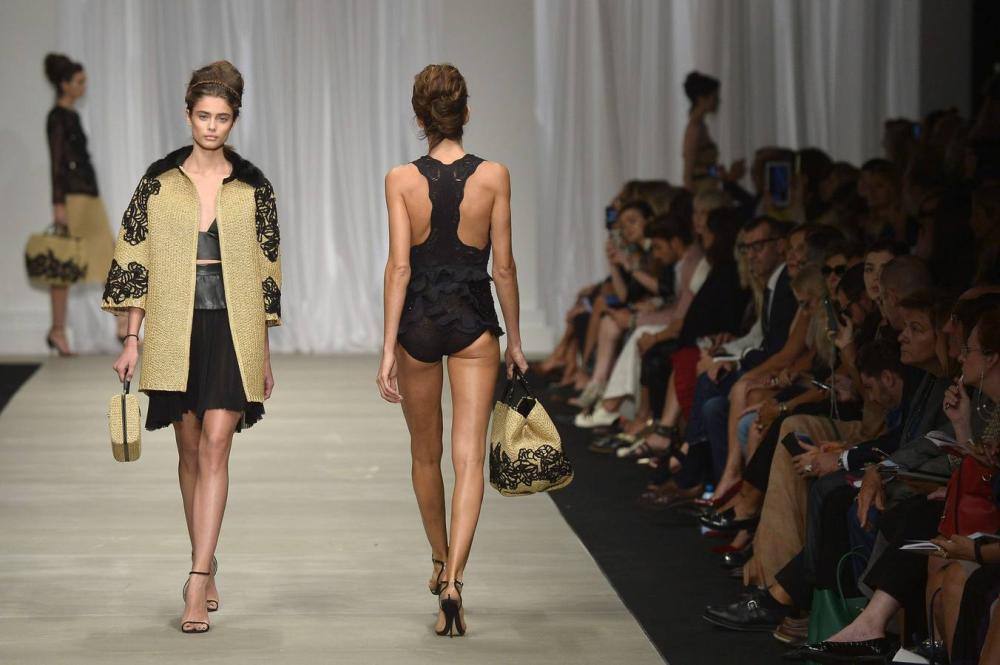 Vuelve a la pasarela la polémica de la delgadez extrema