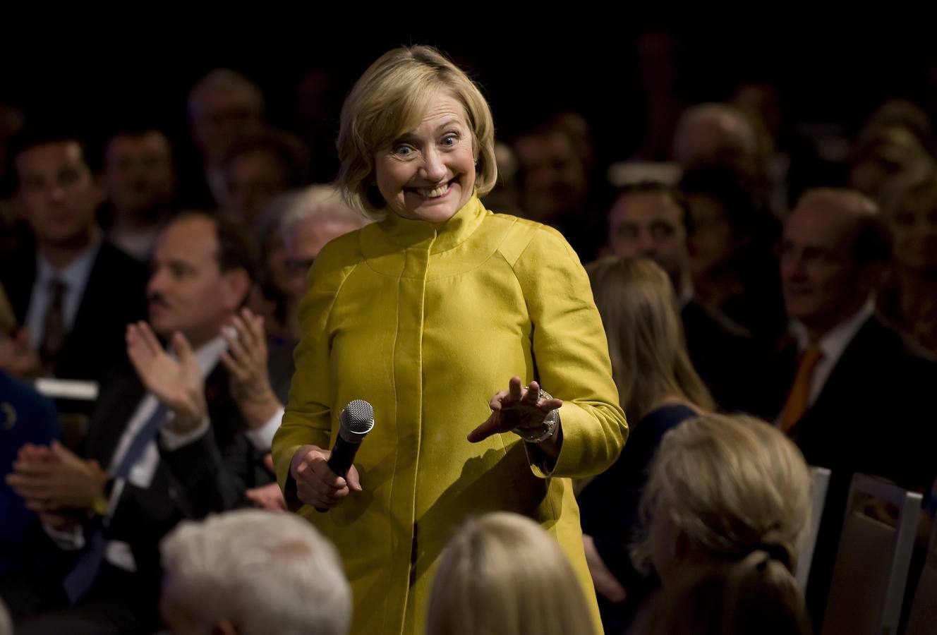 Hillary Clinton multiplica sus apariciones y los rumores sobre su intención de ser candidata.