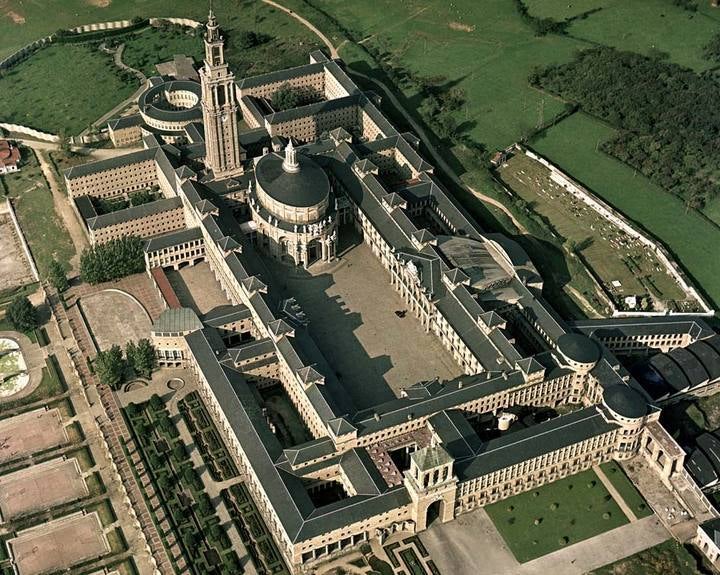 Universidad Laboral de Gijón.