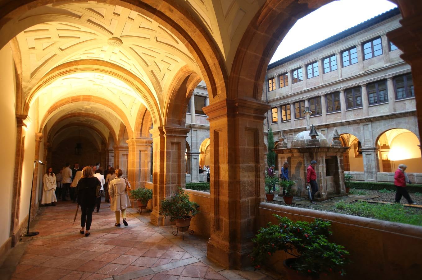 Una noche para la cultura en Oviedo