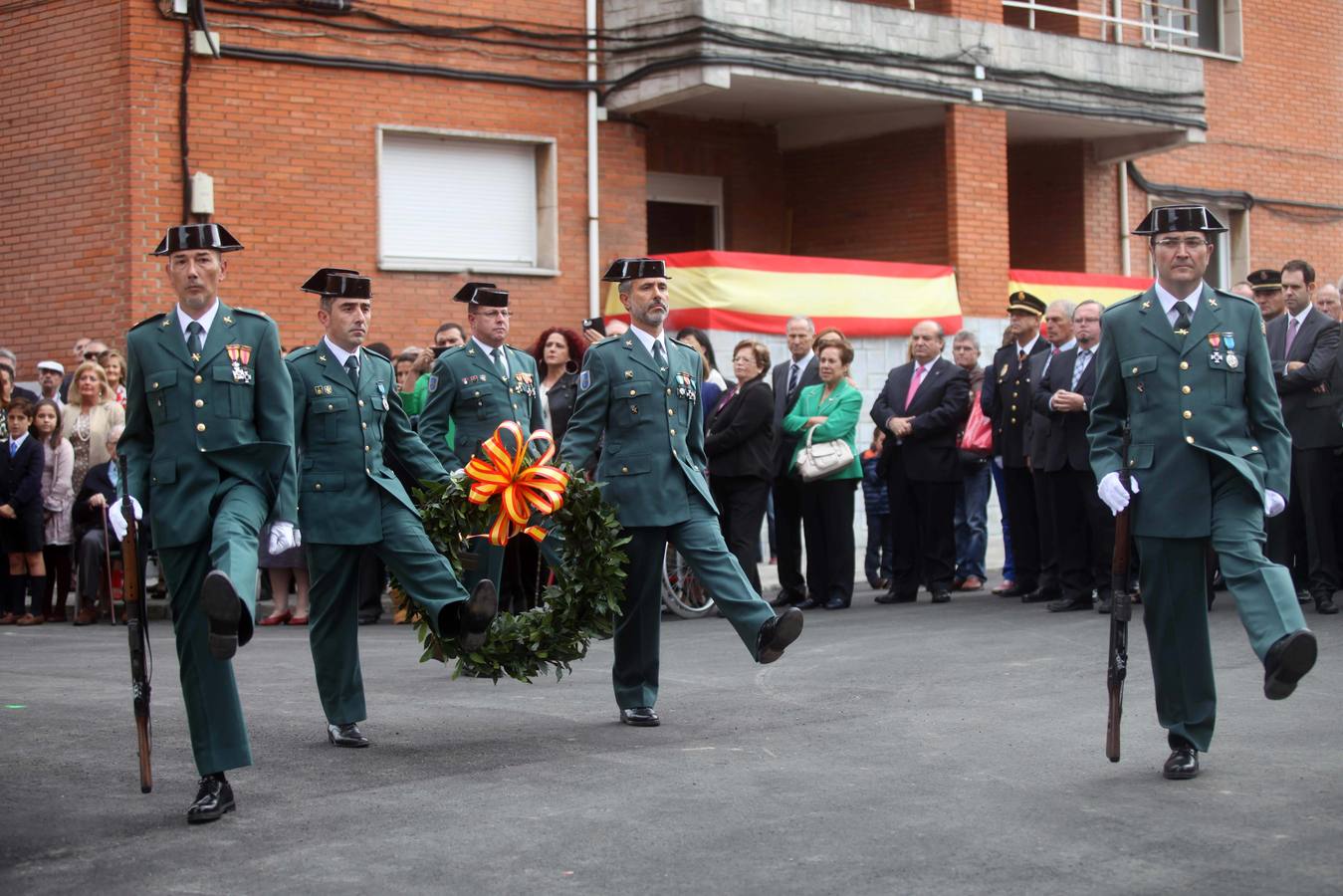 La Guardia Civil celebra su día en Avilés