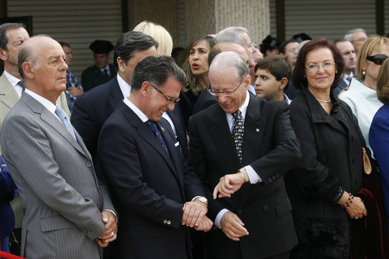 La Guardia Civil de Oviedo honra a la Virgen del Pilar