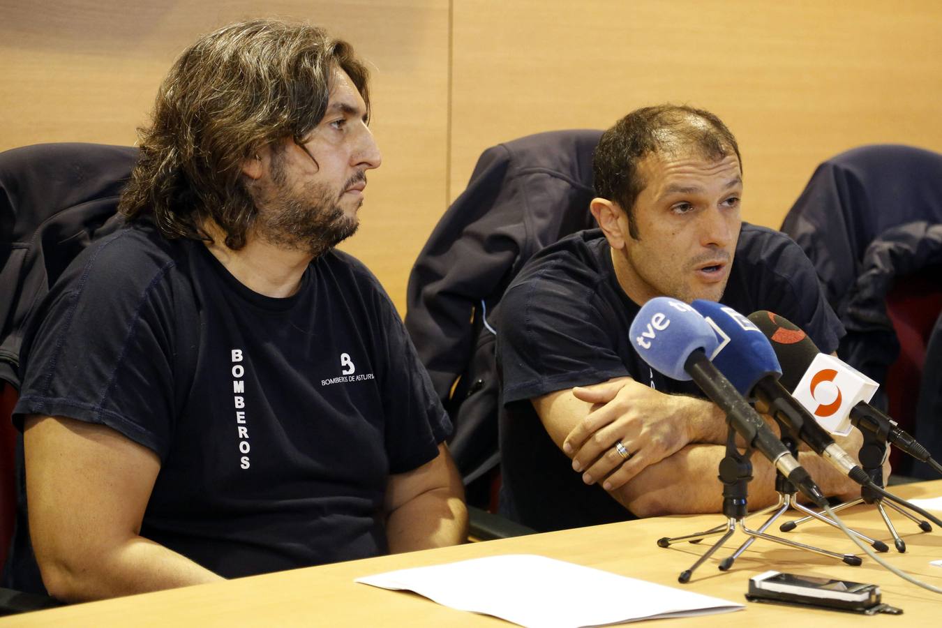 Los bomberos de Asturias protestan por la falta de medios