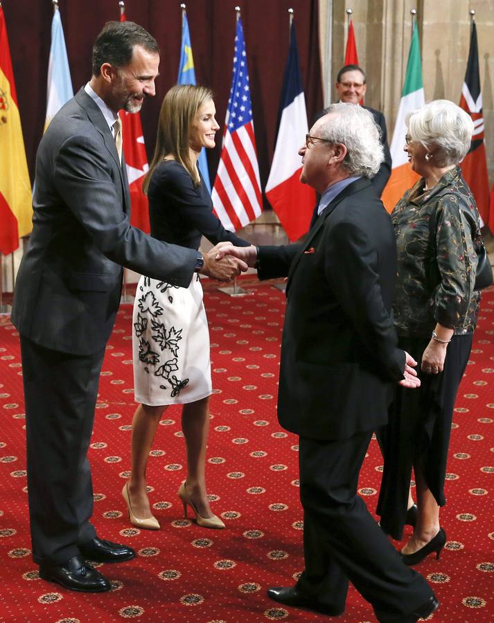 Los Reyes reciben en audiencia a los galardonados con los Premios Príncipe de Asturias 2014