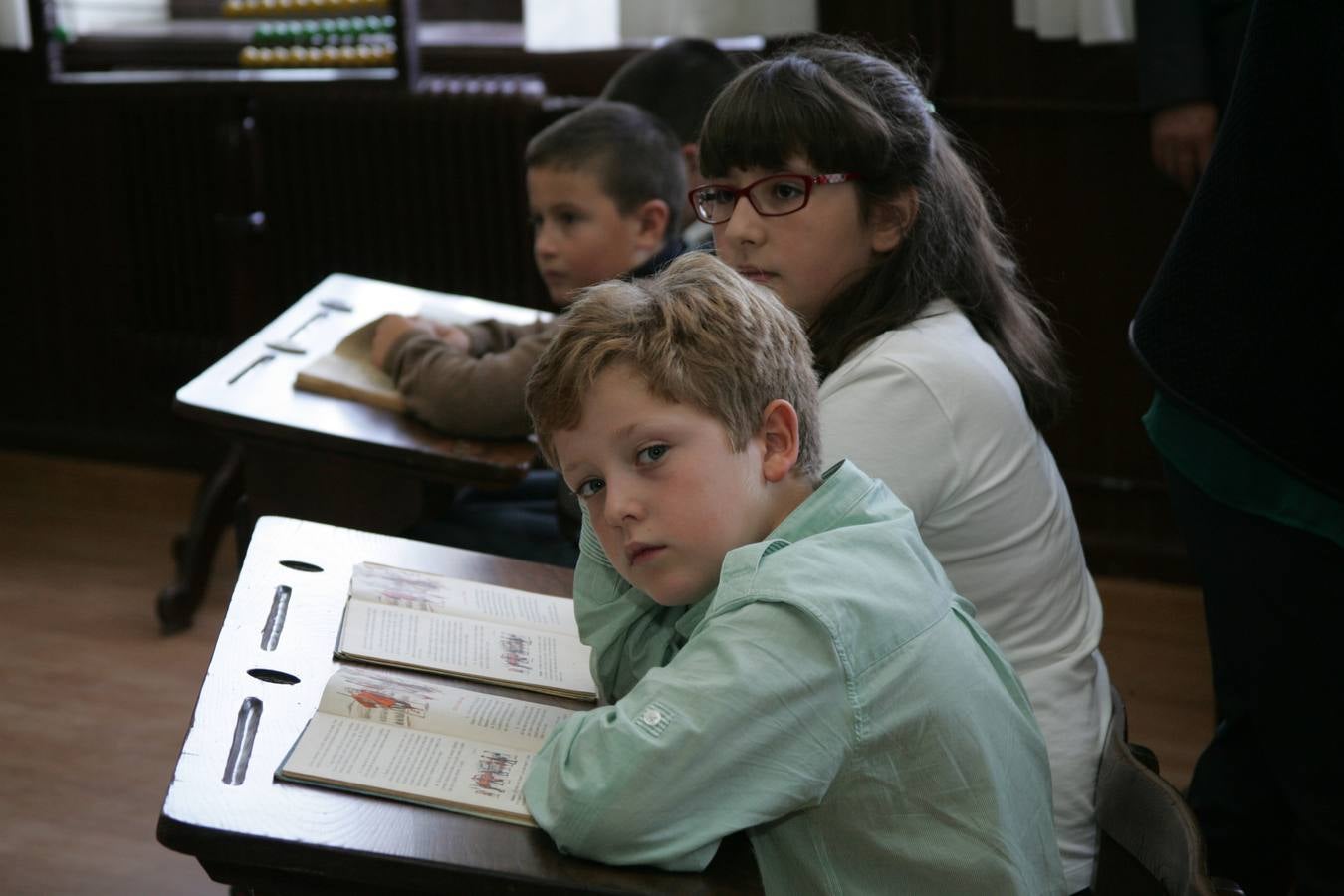 Los Reyes visitan Boal para entregar el Premio al Pueblo Ejemplar 2014