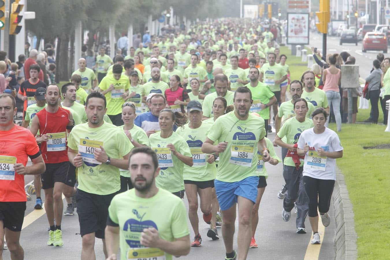 ¡Búscate en la carrera &#039;La Gran Manzana&#039; de Gijón! (2)