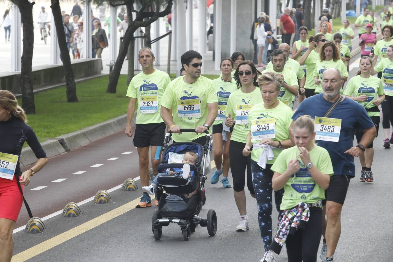 ¡Búscate en la carrera &#039;La Gran Manzana&#039; de Gijón! (6)