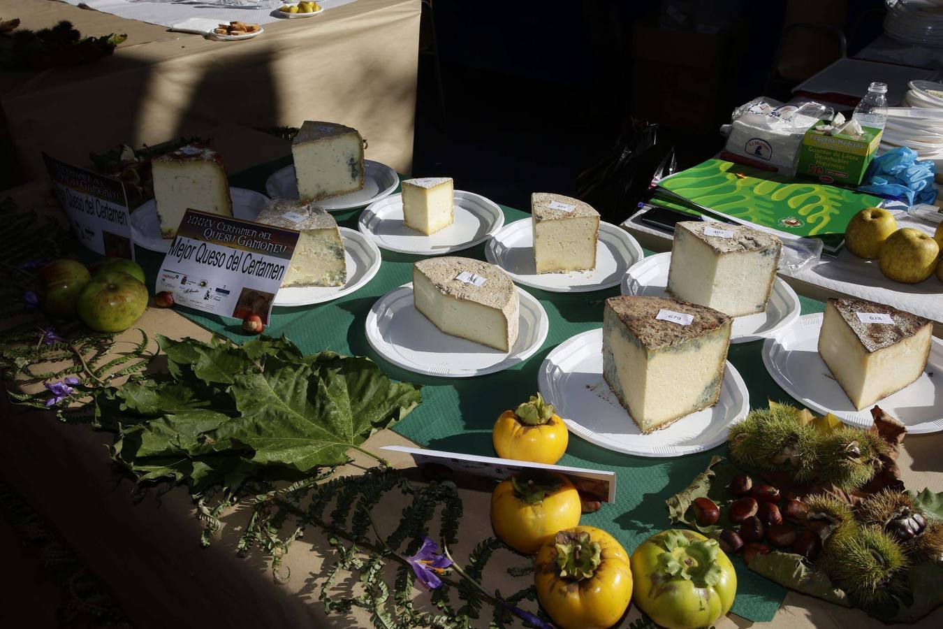 Certamen del queso Gamonéu en Benia de Onís