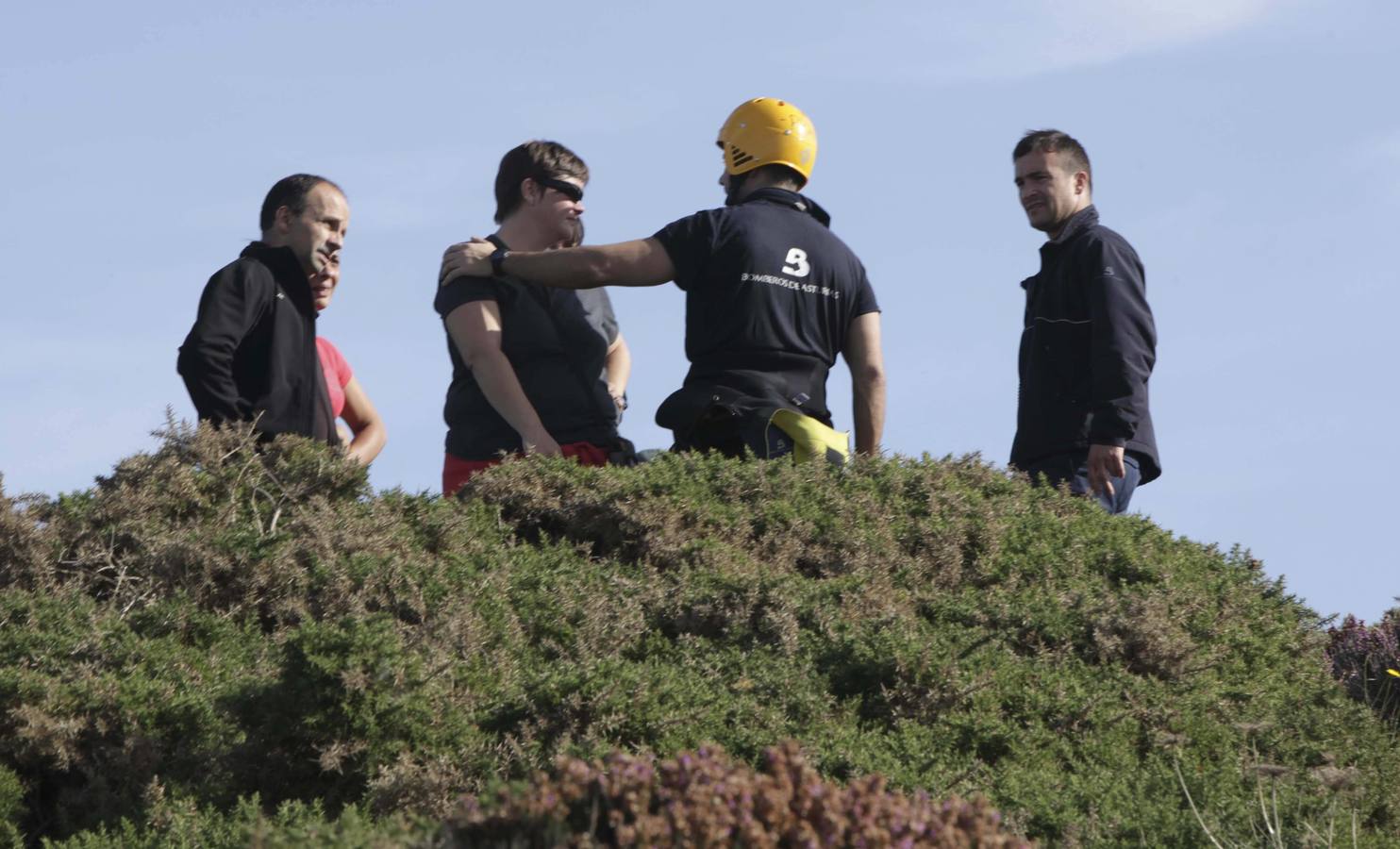 Labores de búsqueda del percebero desaparecido en Castrillón