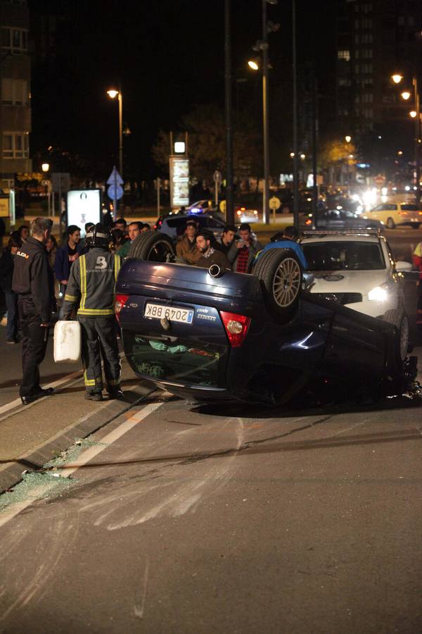 Espectacular accidente en la avenida San Agustín