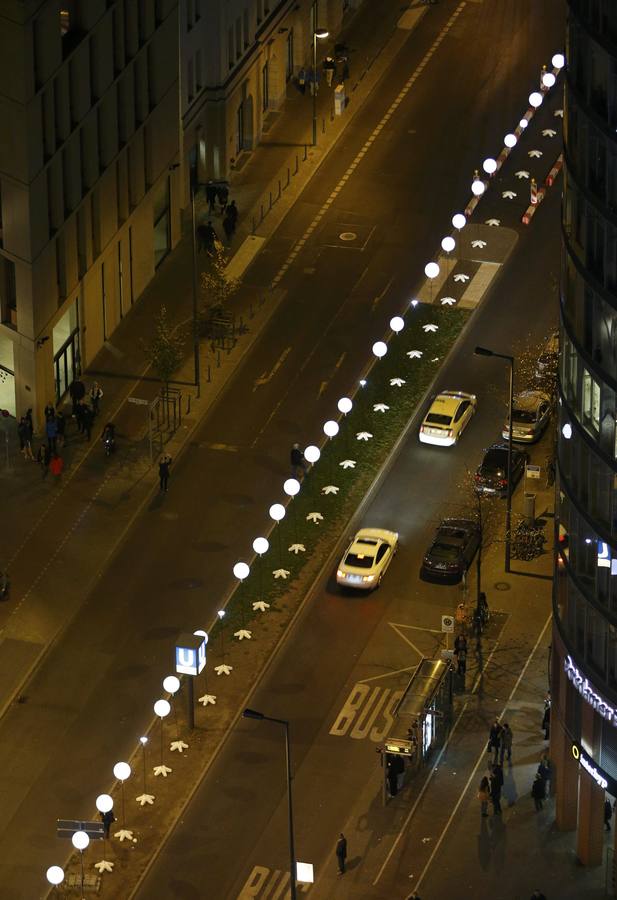 &#039;Lichtgrenze&#039;, el recuerdo del muro se ilumina en Berlín