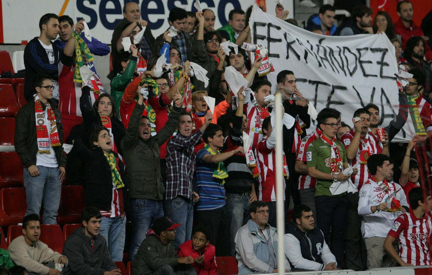 Las mejores imágenes del partido Sporting - Llagostera