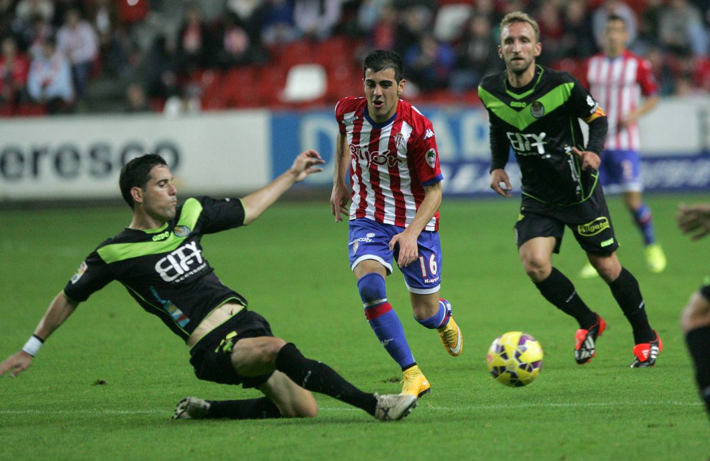 Las mejores imágenes del partido Sporting - Llagostera