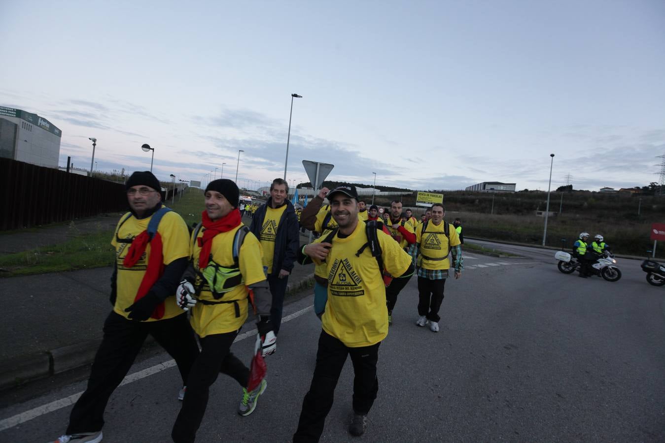 Los trabajadores de Alcoa marchan a Oviedo en defensa de sus empleos