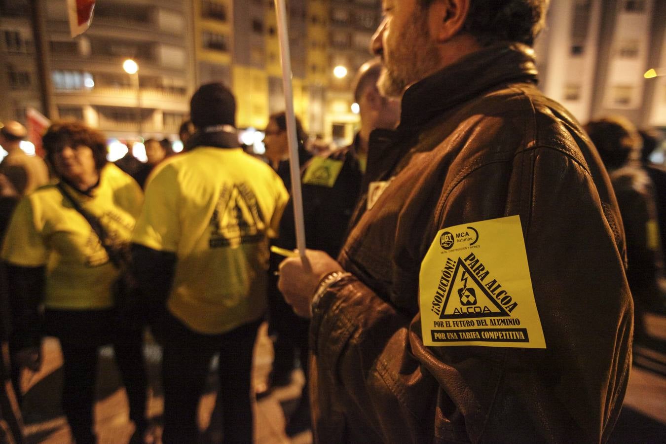Multitudinaria manifestación en Avilés contra el cierre de Alcoa