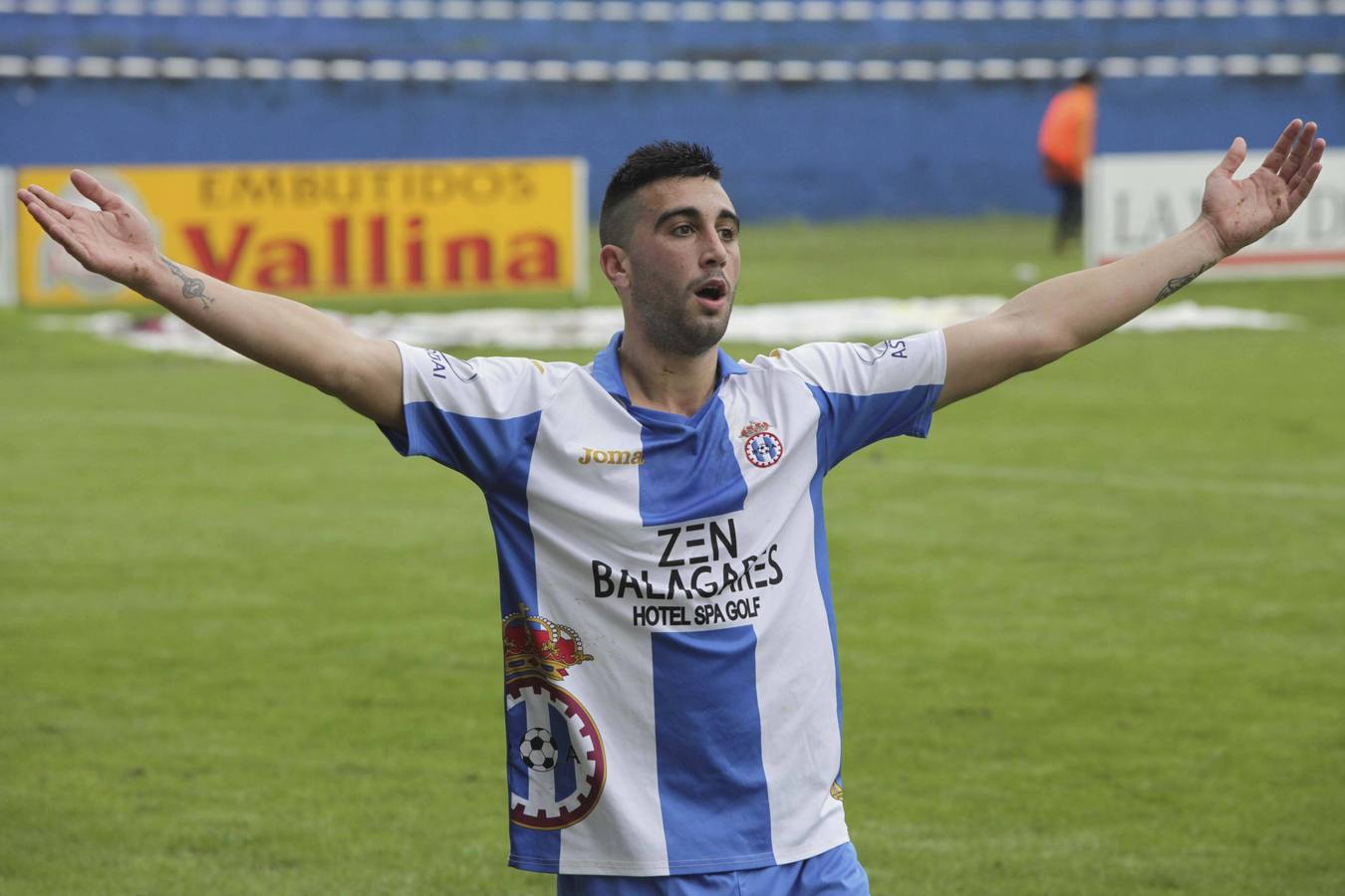 Las mejores imágenes de la victoria del Real Avilés en el Suárez Puerta