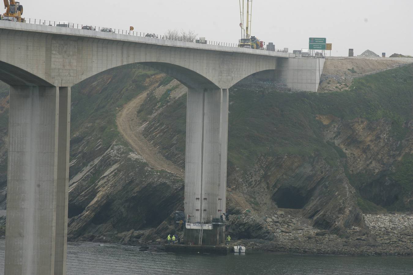 Obras en el Puente de los Santos en 2007.