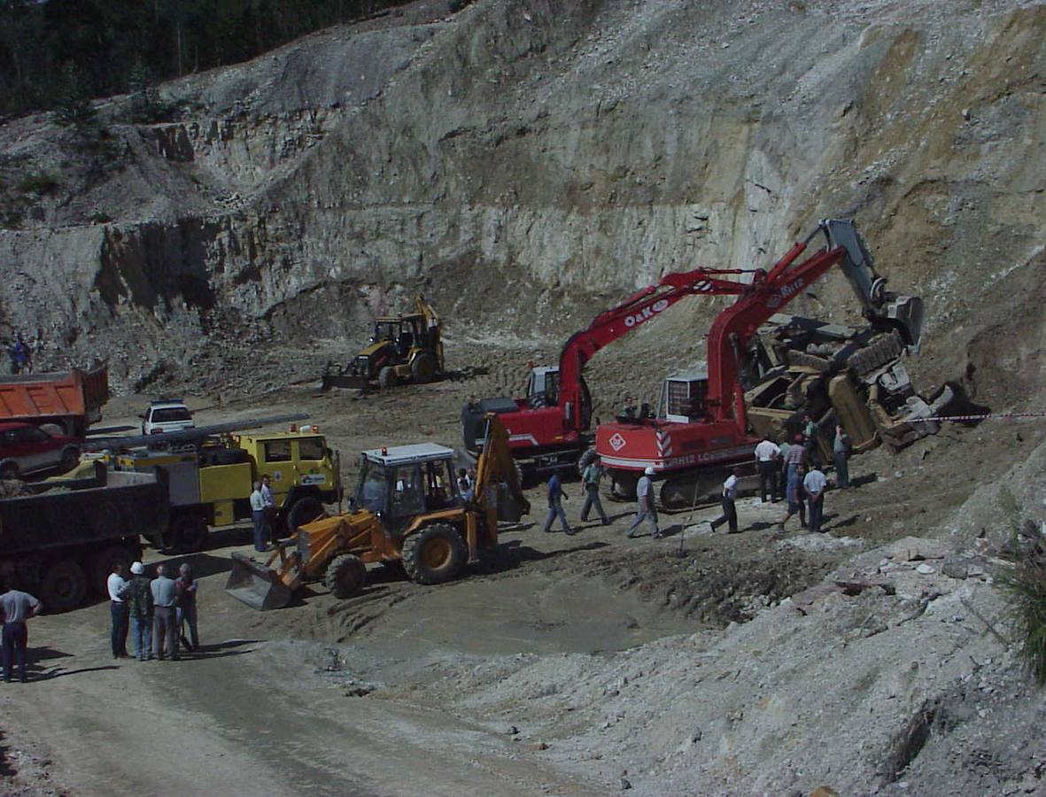 Accidente laboral en el que falleció una persona en las obras. 1999