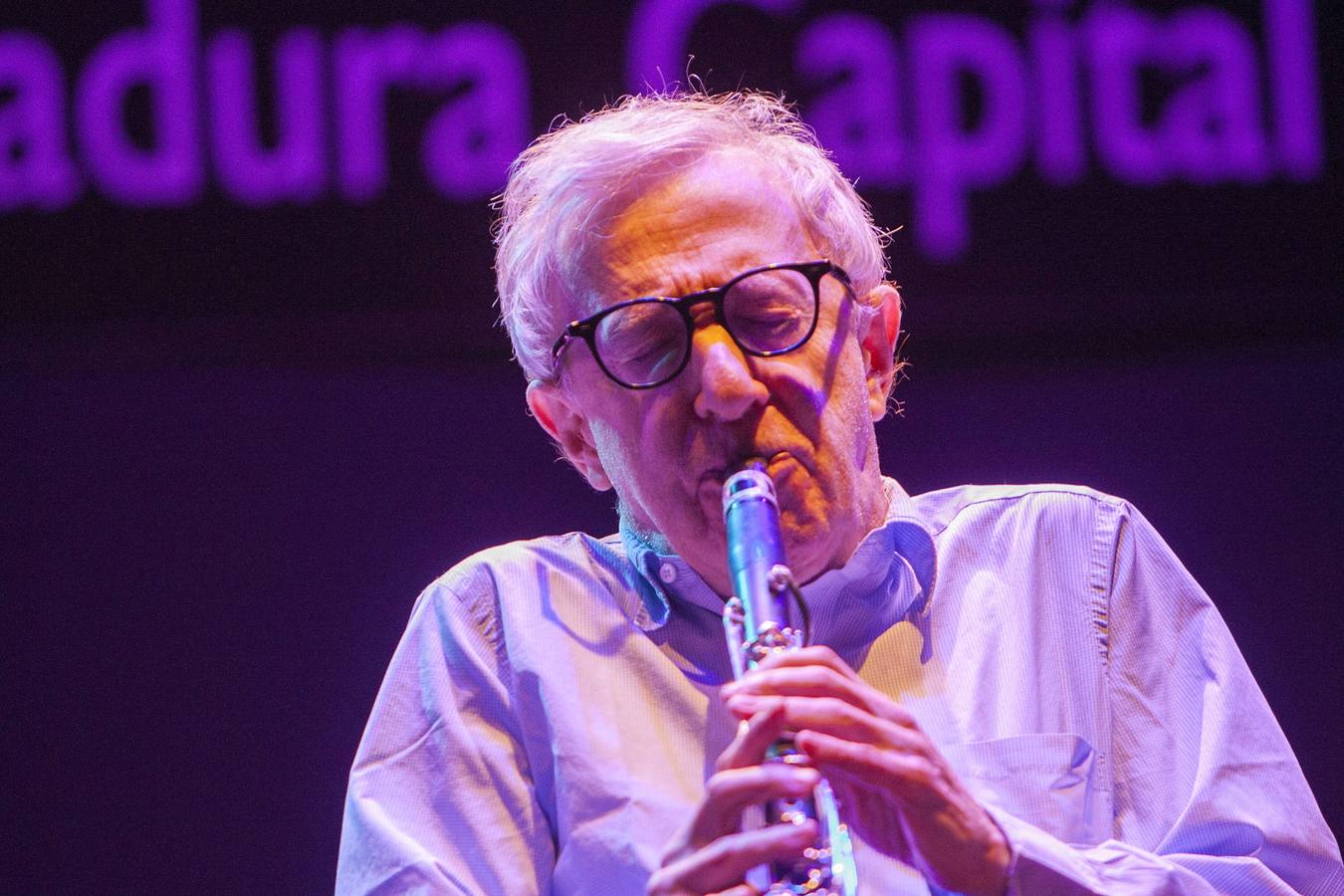 Woody Allen y su &#039;New Orleans Jazz Band&#039; encandilan a Badajoz