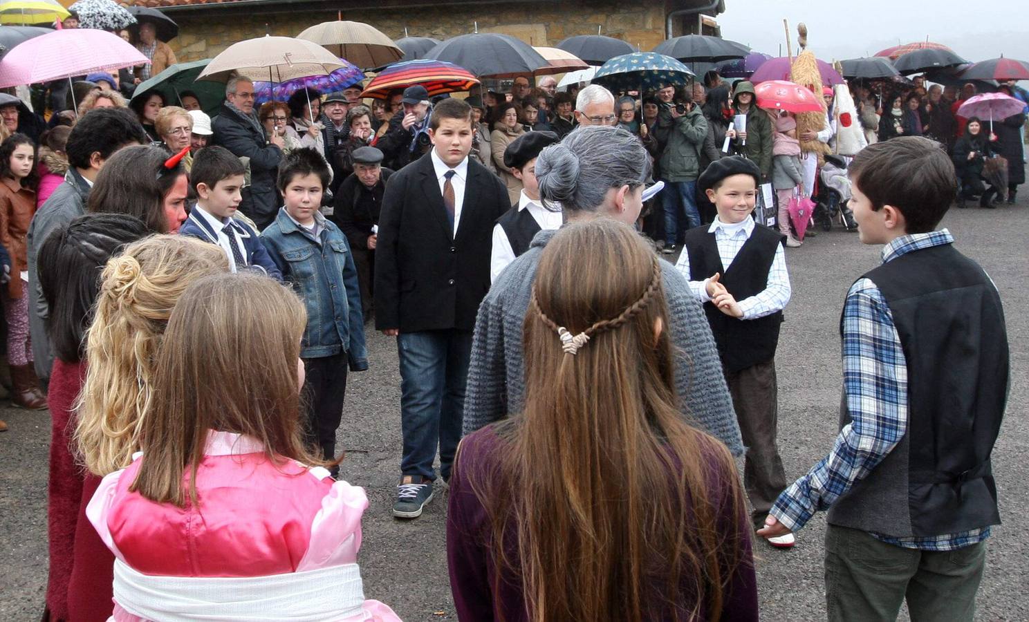 Los sidros toman Valdesoto