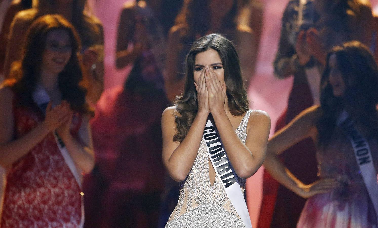 La colombiana Paulina Vega se corona Miss Universo