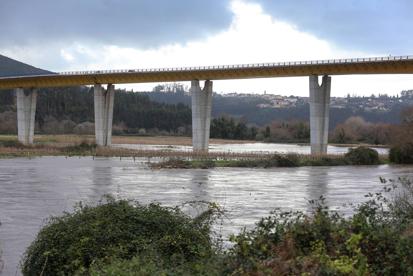 La amenazante desembocadura del río Nalón