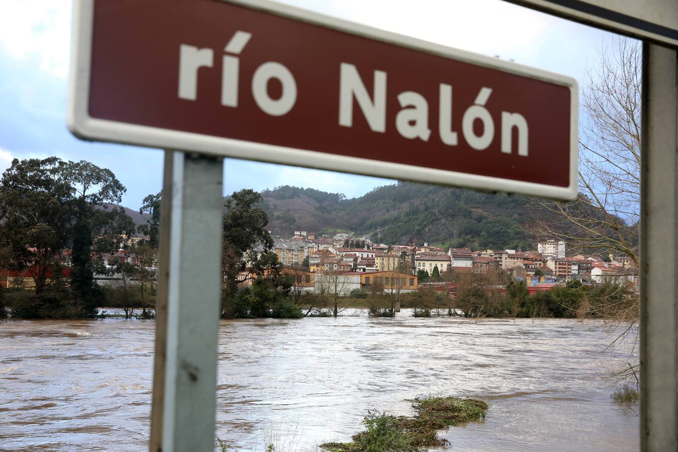 La amenazante desembocadura del río Nalón