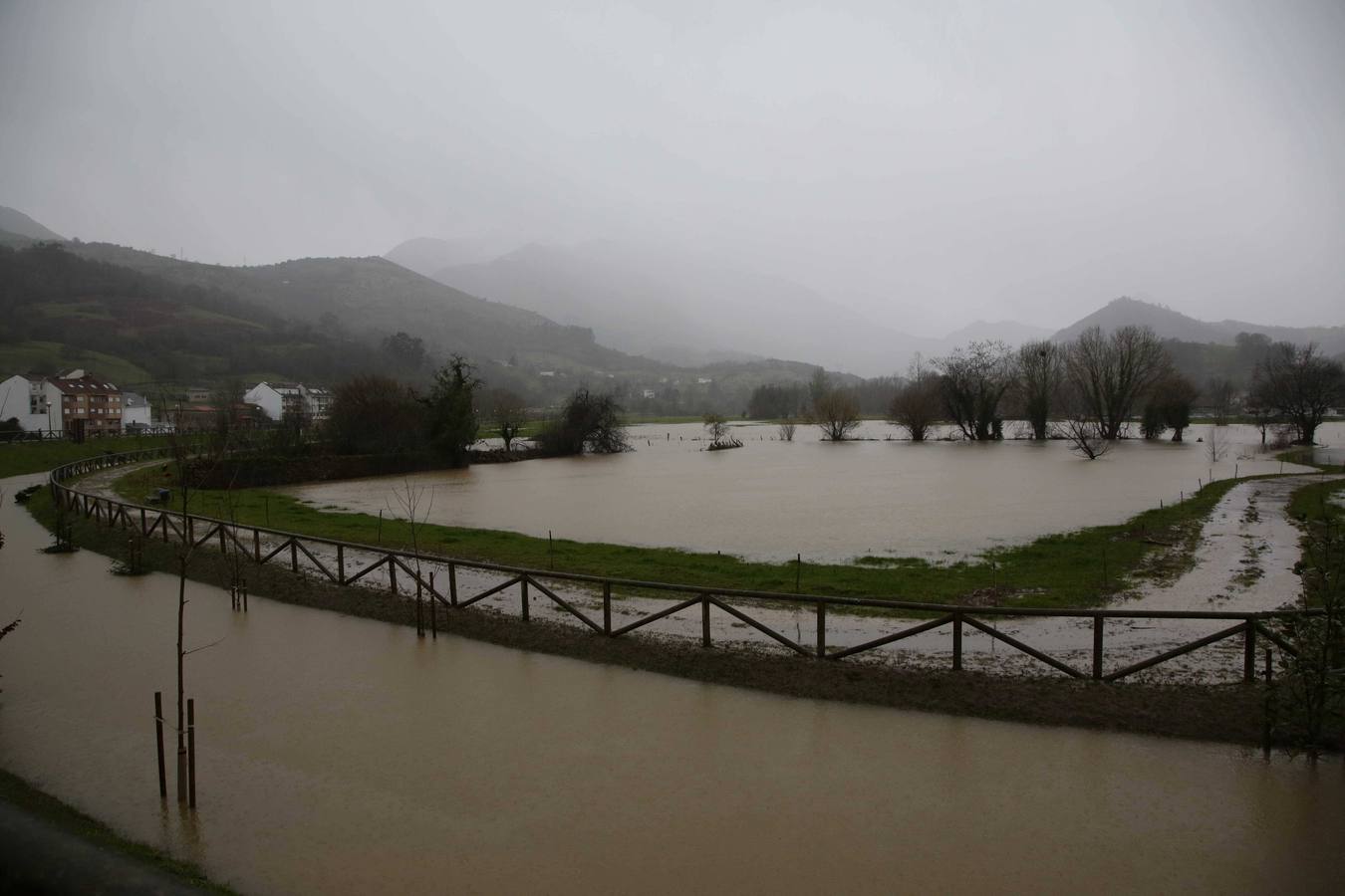 El temporal se ceba con el Oriente