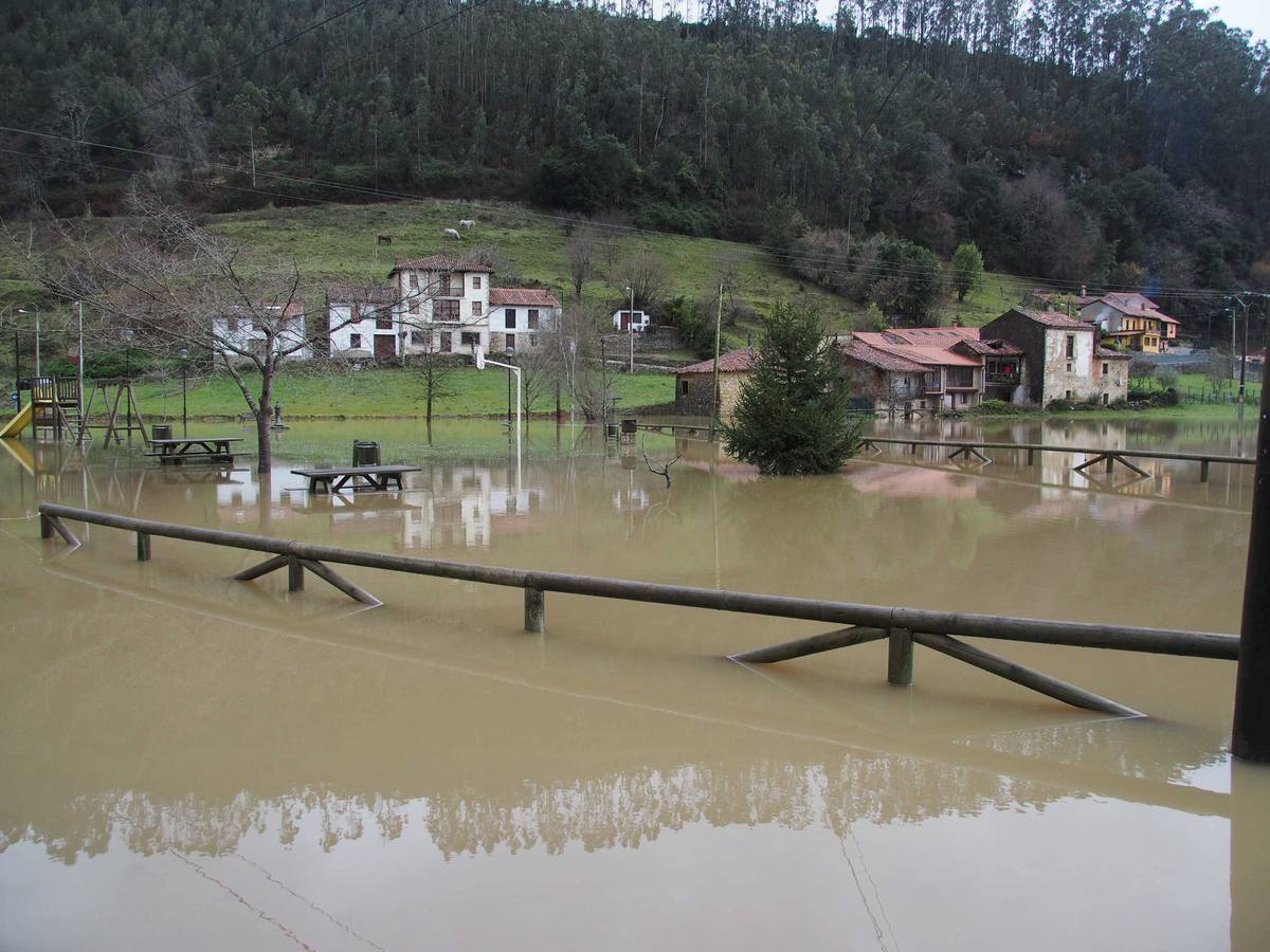 El temporal se ceba con el Oriente