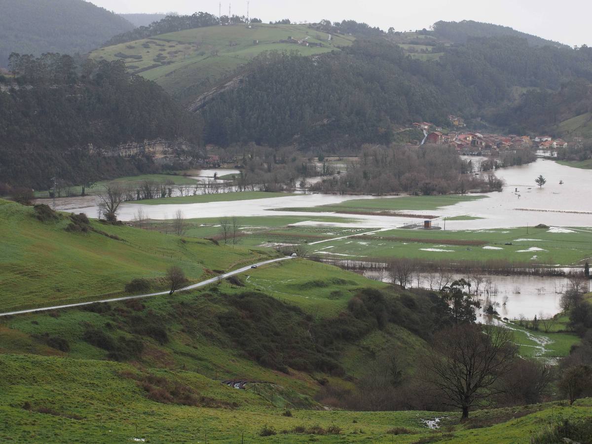 El temporal se ceba con el Oriente