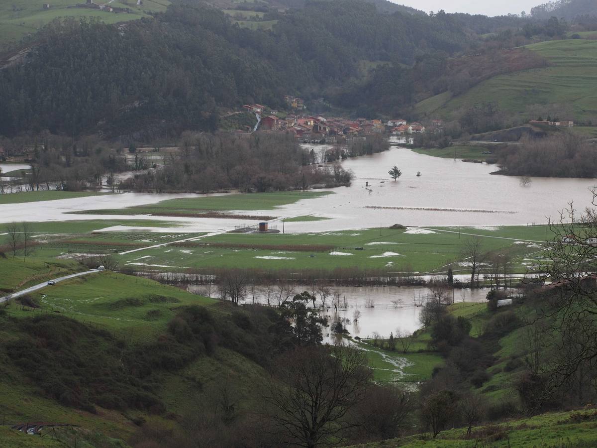 El temporal se ceba con el Oriente