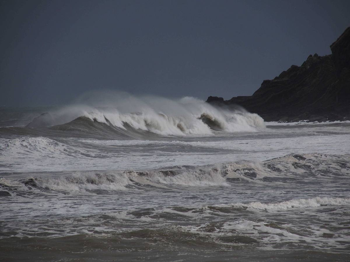 El temporal se ceba con el Oriente