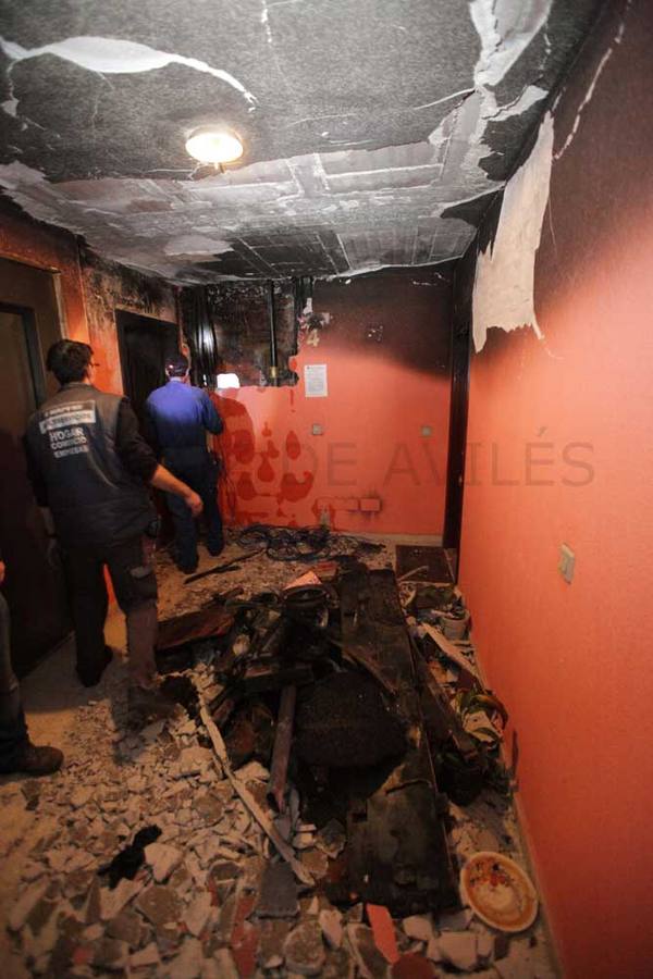 El fuego calcina una vivienda en Puerta de la Villa