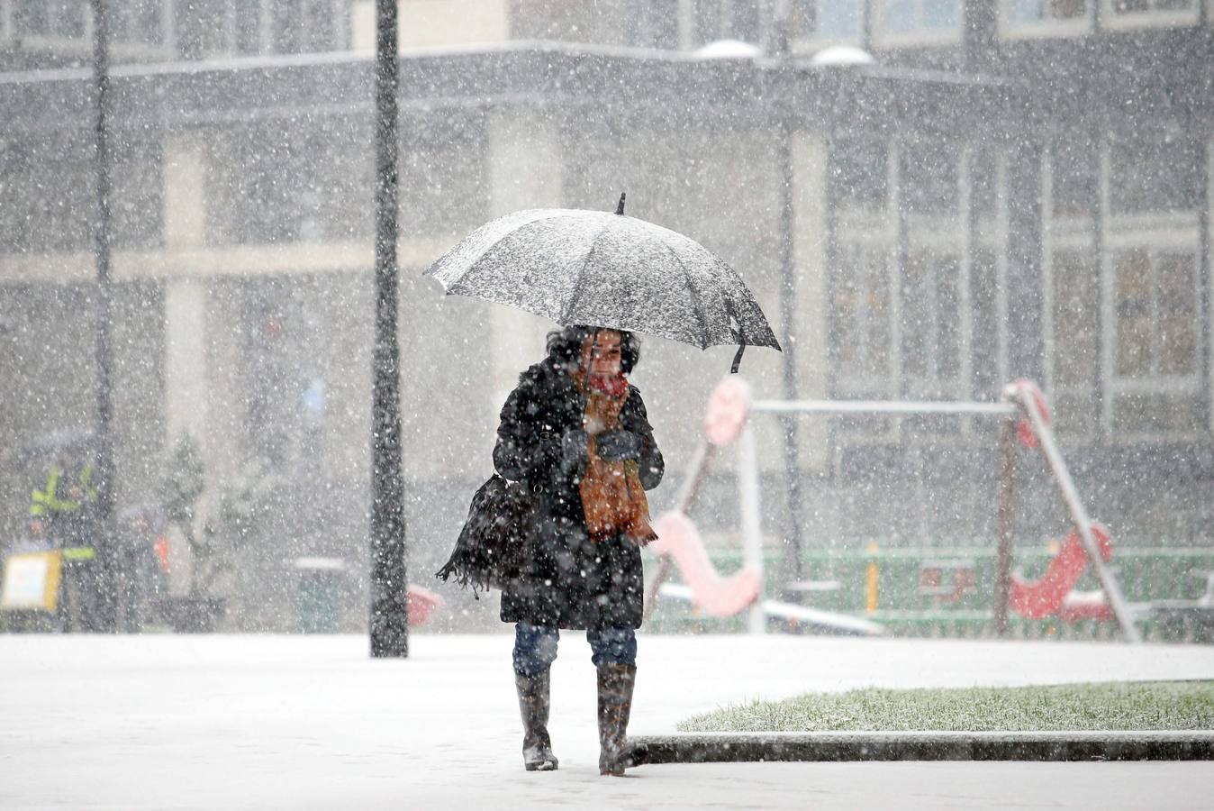 La nieve llega a Oviedo