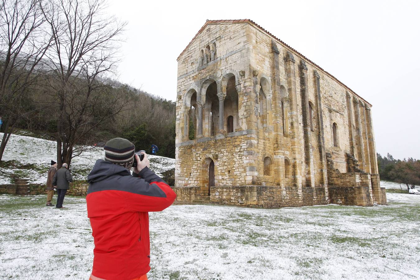 La nieve llega a Oviedo