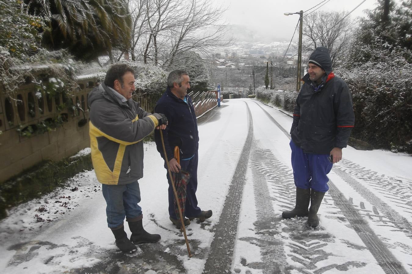 La nieve cubre en Oviedo