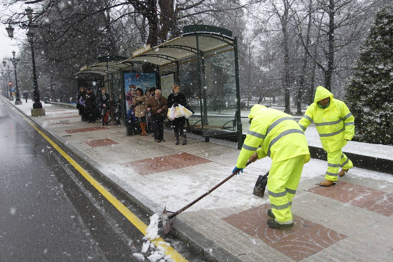 La nieve cubre en Oviedo