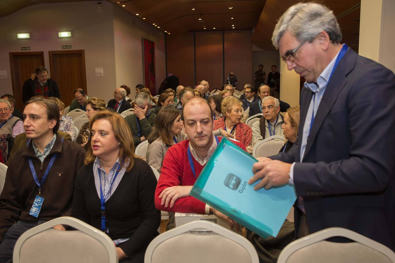 Congreso extraordinario del PP gijonés