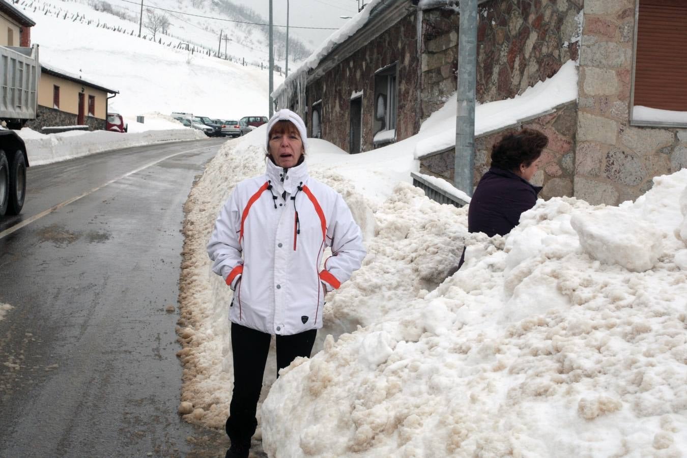 Las espectaculares imágenes que deja el trabajo para limpiar Pajares